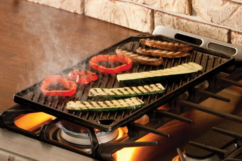 Lodge Grilling Tools & Accessories Griddle Cast Iron Non-Stick Griddle 3 Lodge Grilling Tools & Accessories Griddle Cast Iron Non-Stick Griddle - Image 3