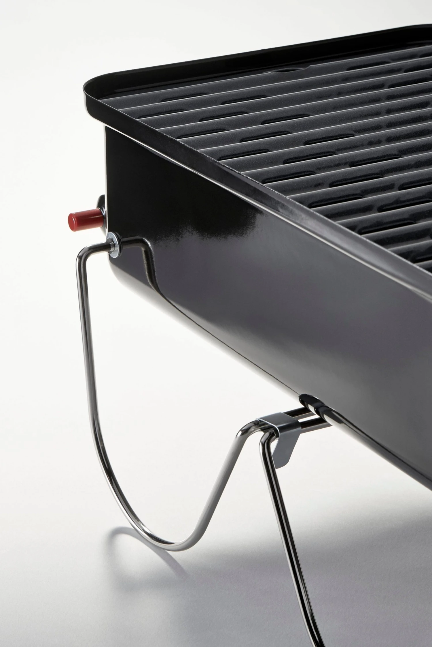 Weber Grills Go-Anywhere LP Gas Grill 7 Weber Grills Go-Anywhere LP Gas Grill - Image 7