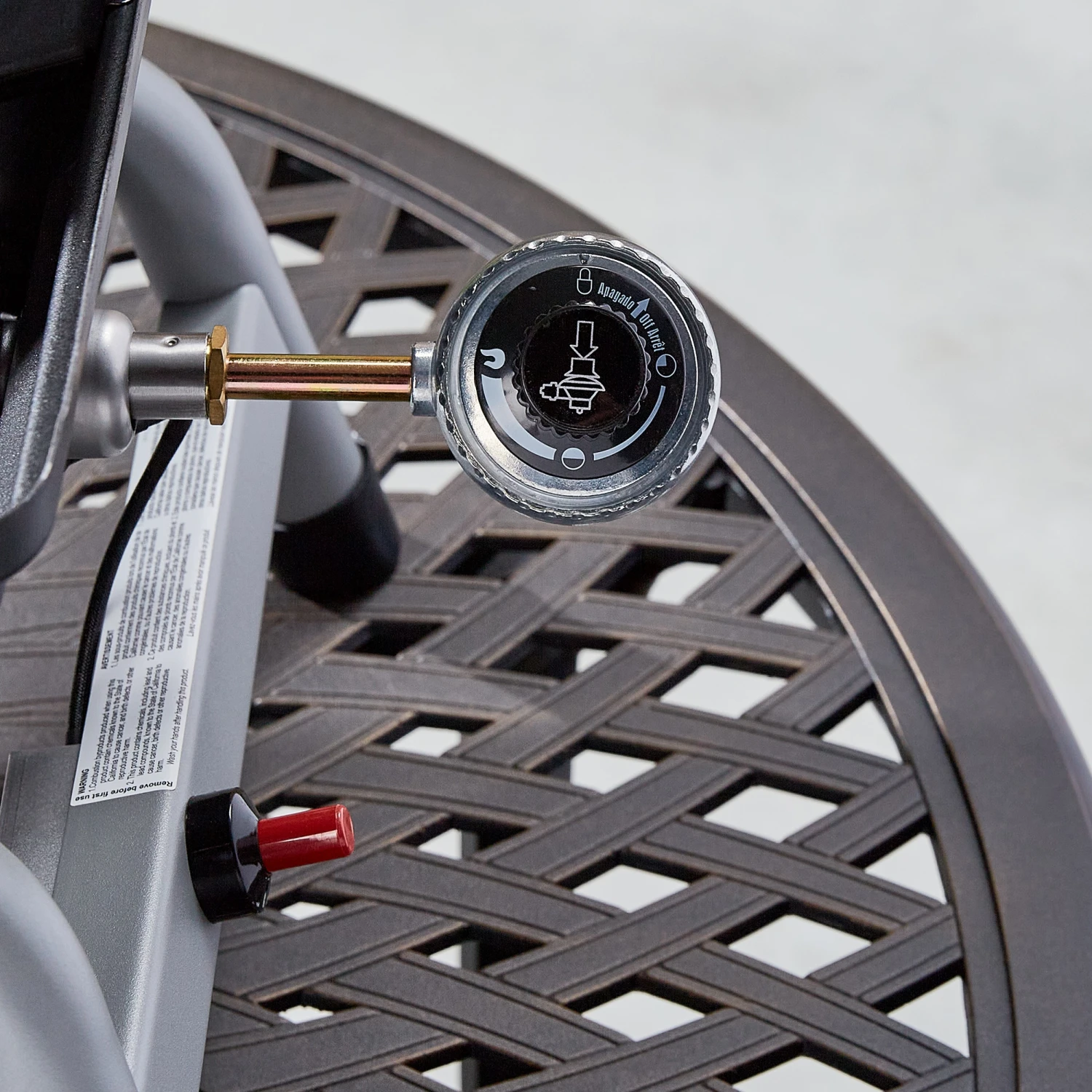 Char-Broil Grills Black 9500-BTU 240-sq in Portable Gas Grill 7 Char-Broil Grills Black 9500-BTU 240-sq in Portable Gas Grill - Image 7